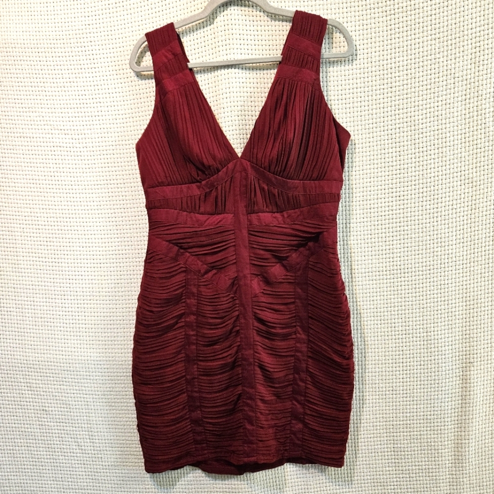 Lipsy Sz 12 Burgundy Bodycon Rouched Sleeveless Mini Dress NWT